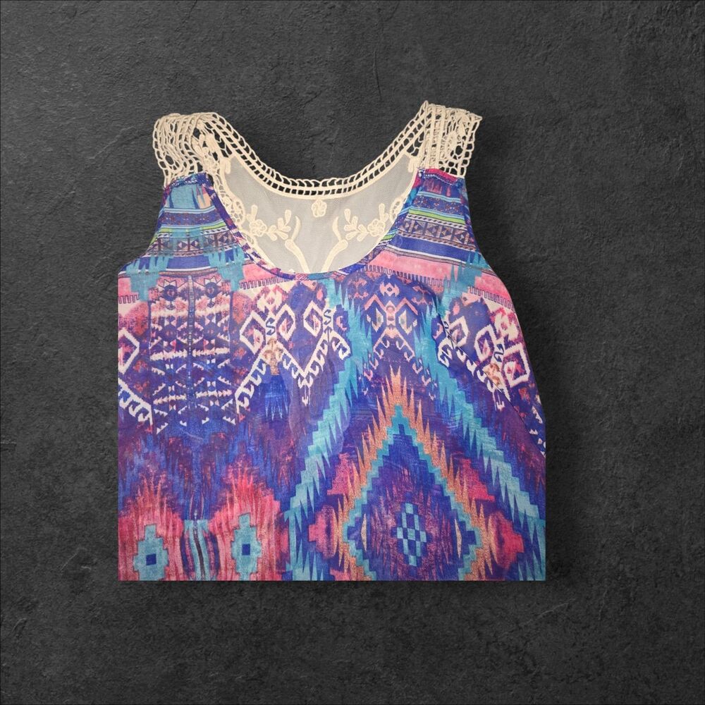 Hot kiss Womems Floral Top L NWT - Picture 2 of 3